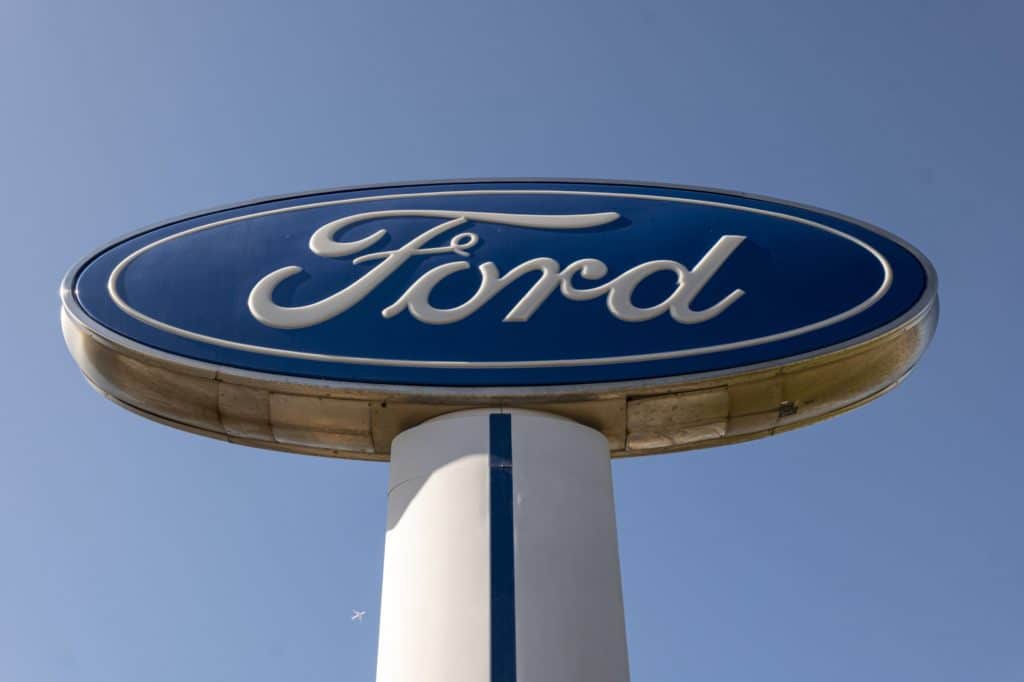 A Ford Motor Dealership Ahead Of Earnings Figures